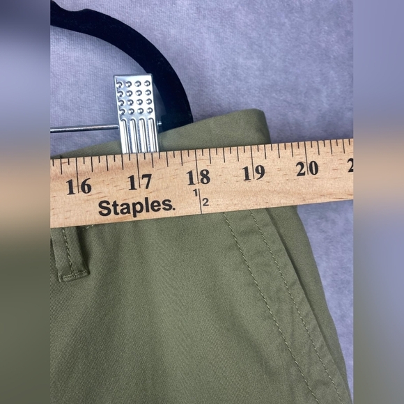 Talbots Relaxed Chino Pants  Women's Size 16  Green  Mid-Rise - Picture 7 of 9